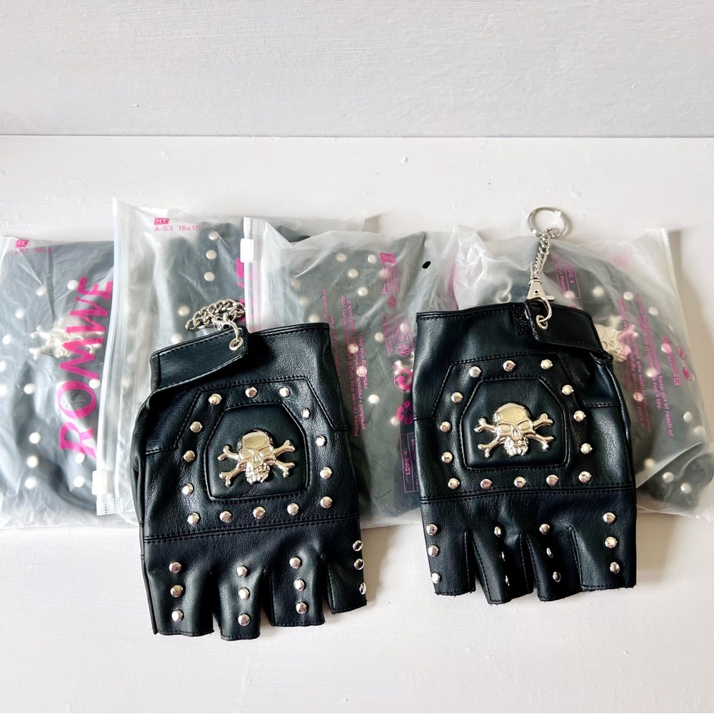 Men fingerless motorcycle gloves with skull, studs and chain. Faux leather black